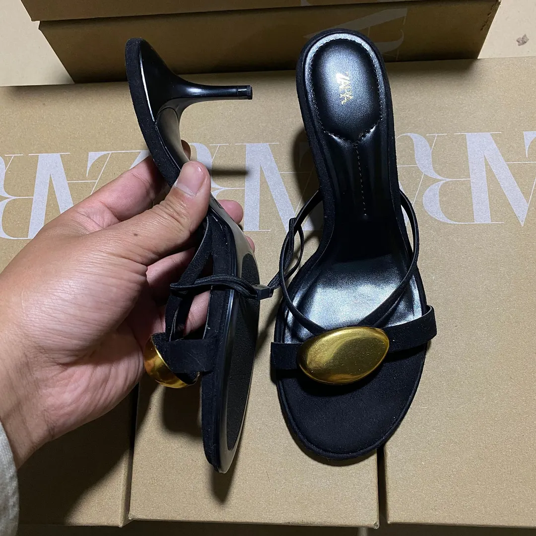 Breakj Breakj Spring New Women's Shoes Black Metal Details Decorating Round Head Fine High Heel Elegant Fashion Sandals
