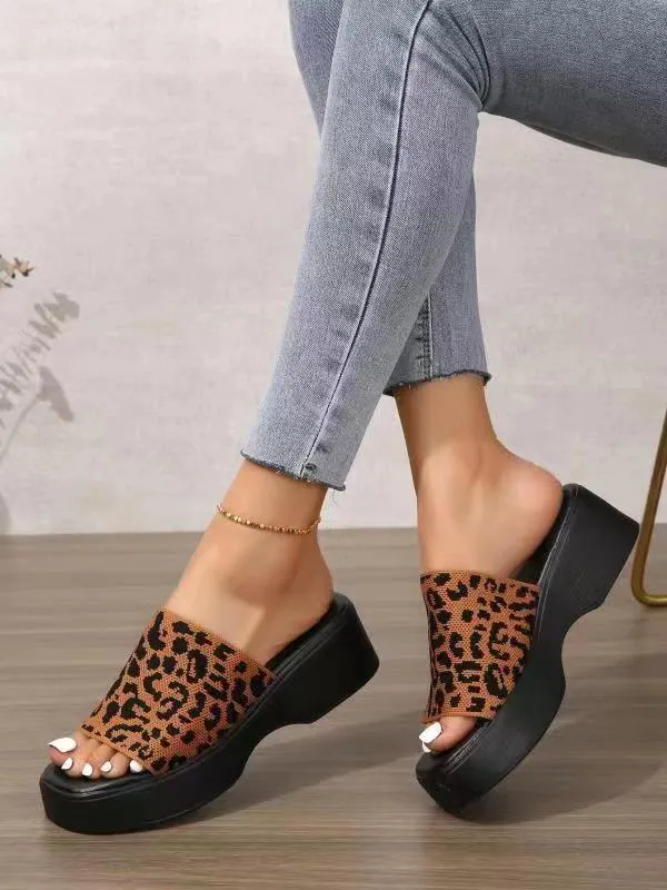 Breakj Breakj Word Thick-Bottomed Slippers Large Code 2025 New Thick-Bottomed Head Wide Strip Slippers Women's Shoes