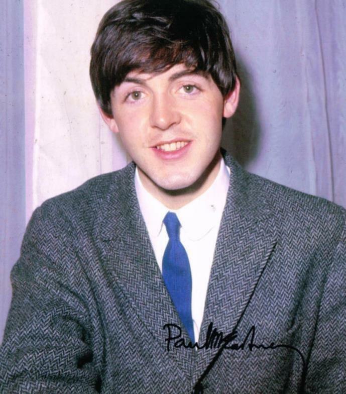 BEATLES PAUL McCARTNEY Signed Photo Poster paintinggraph - Musician & Singer Bassist - preprint