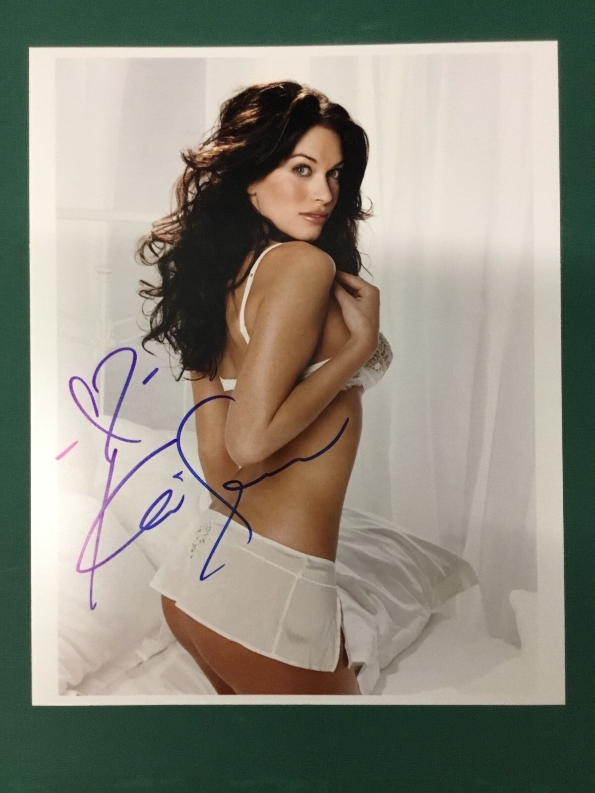 KIM SMITH LINGERIE MODEL AUTOGRAPHED Photo Poster painting SIGNED 8X10 #4