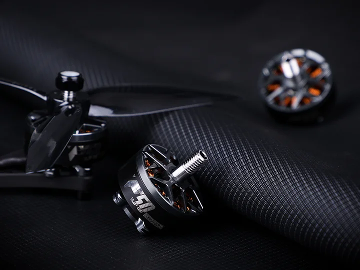 F50 2207 Racing Motor - Ultra-Light 28.5g | 2136g Thrust for 5