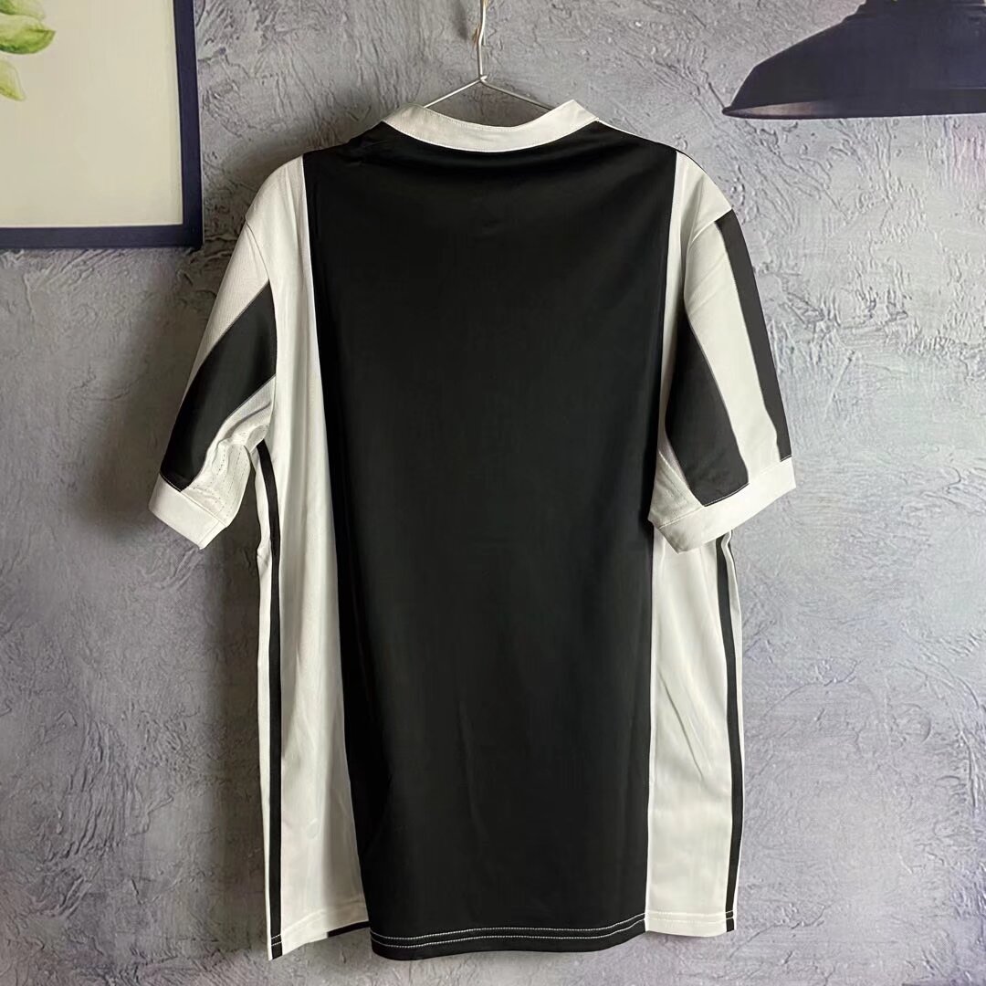 Retro Juventus 2017/2018 Home Football Shirt Thai Quality