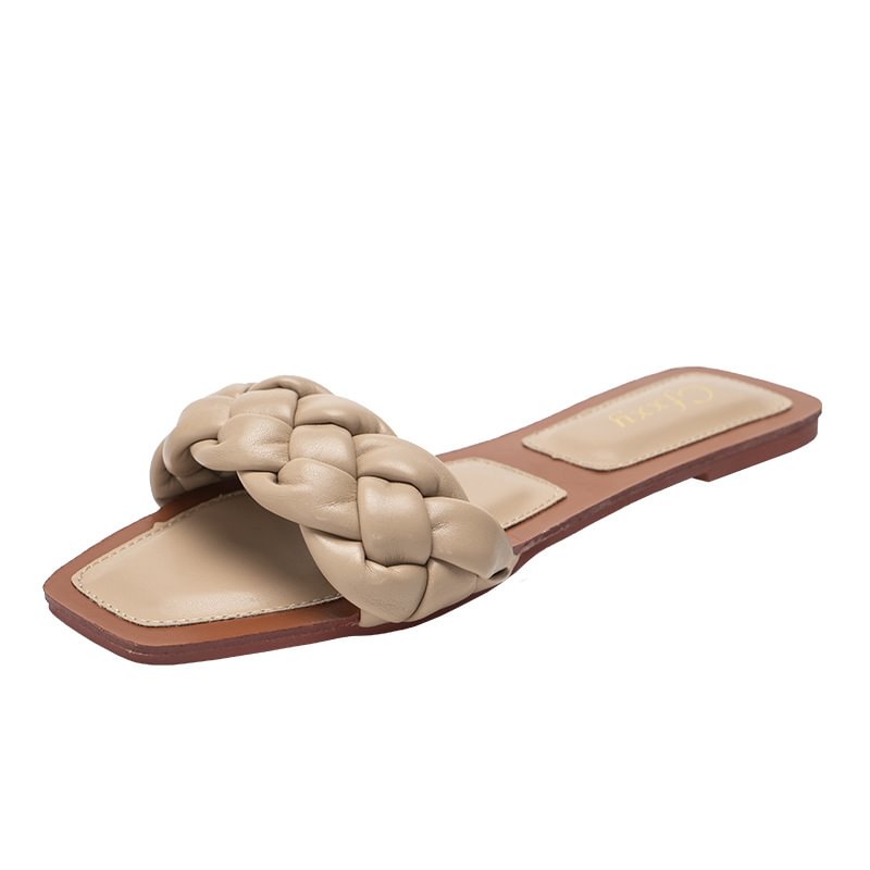 Fashionable woven casual outer wear slippers