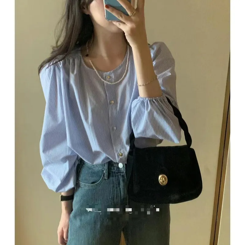 Uveng Uveng And Summer 2024 South Korea Dongdaemun New Design Sense Of Small Chic Button Round-Neck Long-Sleeved Shirt Woman