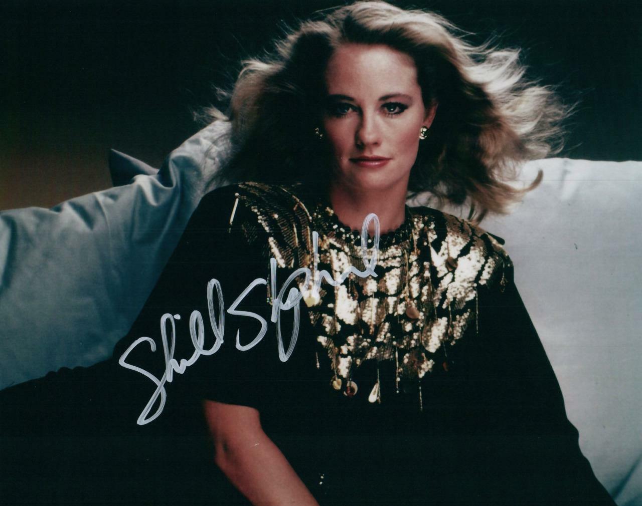 Cybill Shepherd signed 8x10 Photo Poster painting Pic autographed Picture with COA