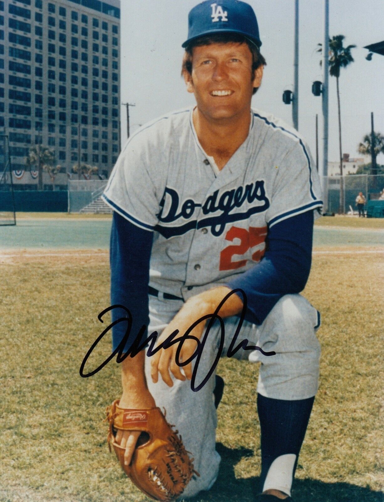 Tommy John #0 8x10 Signed Photo Poster painting w/ COA Los Angeles Dodgers