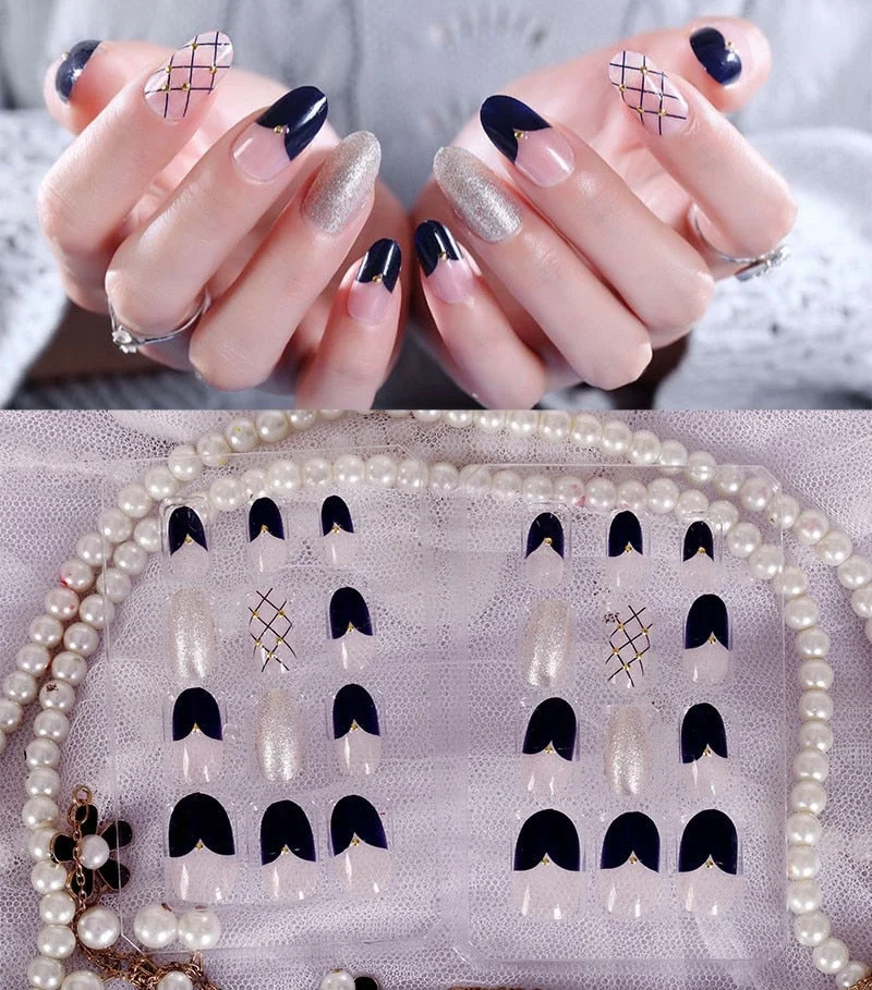 24Pcs/Set Fake Nails Press on Girls Finger Beauty False Nail Art Tips Bright Shining 3D Diamond Full Cover French Nail Art Tips-Nail Inspo