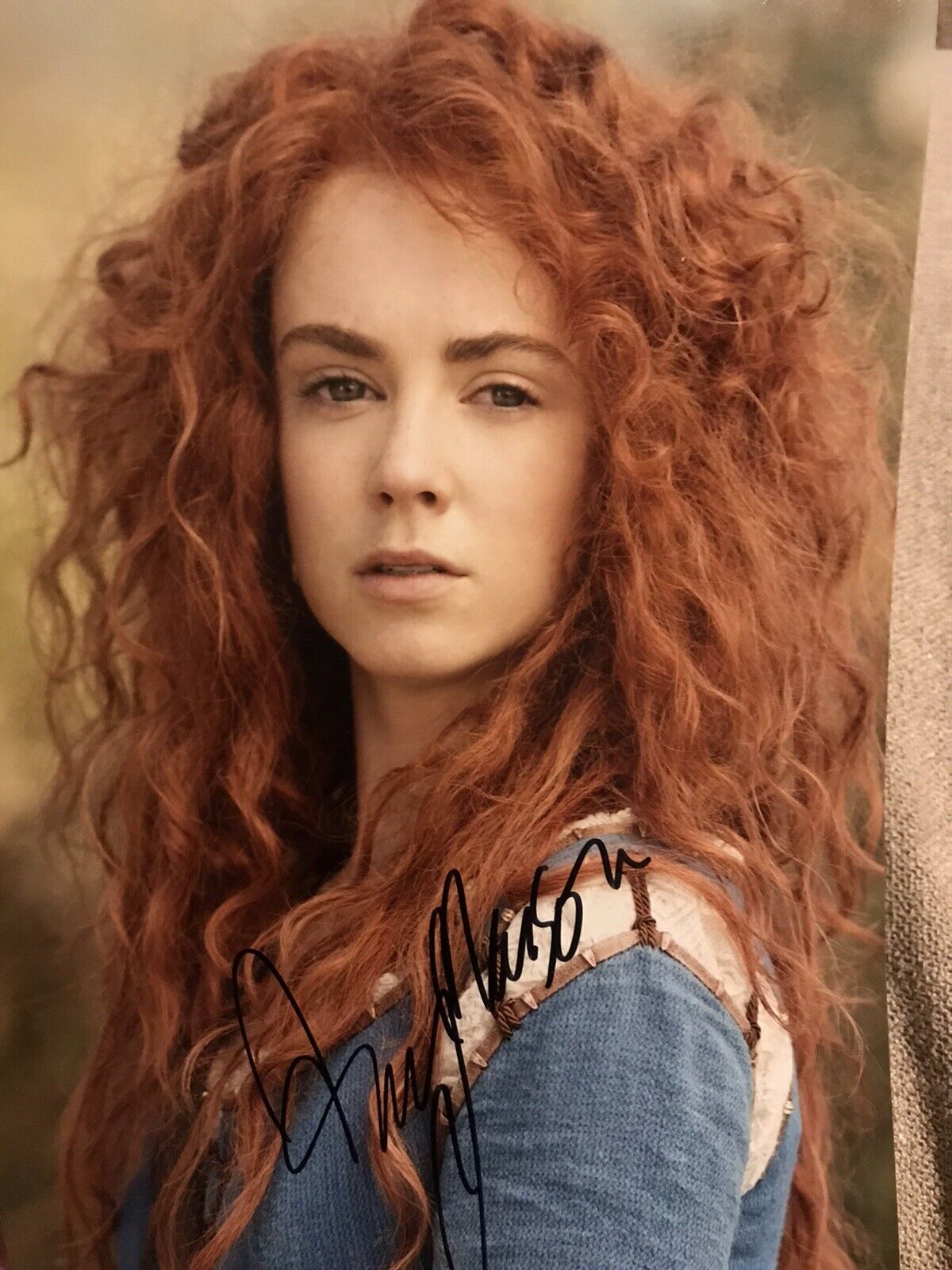 Amy Manson Signed 12x8 Once Upon A Time Photo Poster painting