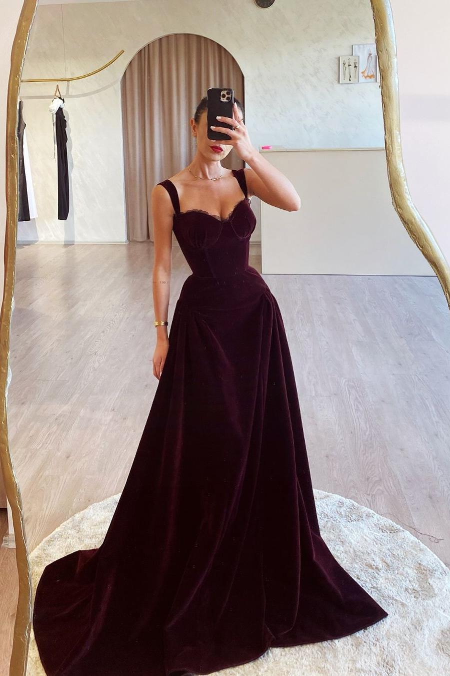 Lvs&Broner Spaghetti Strap Sleeveless Sweetheart Long Pleated Prom Dress