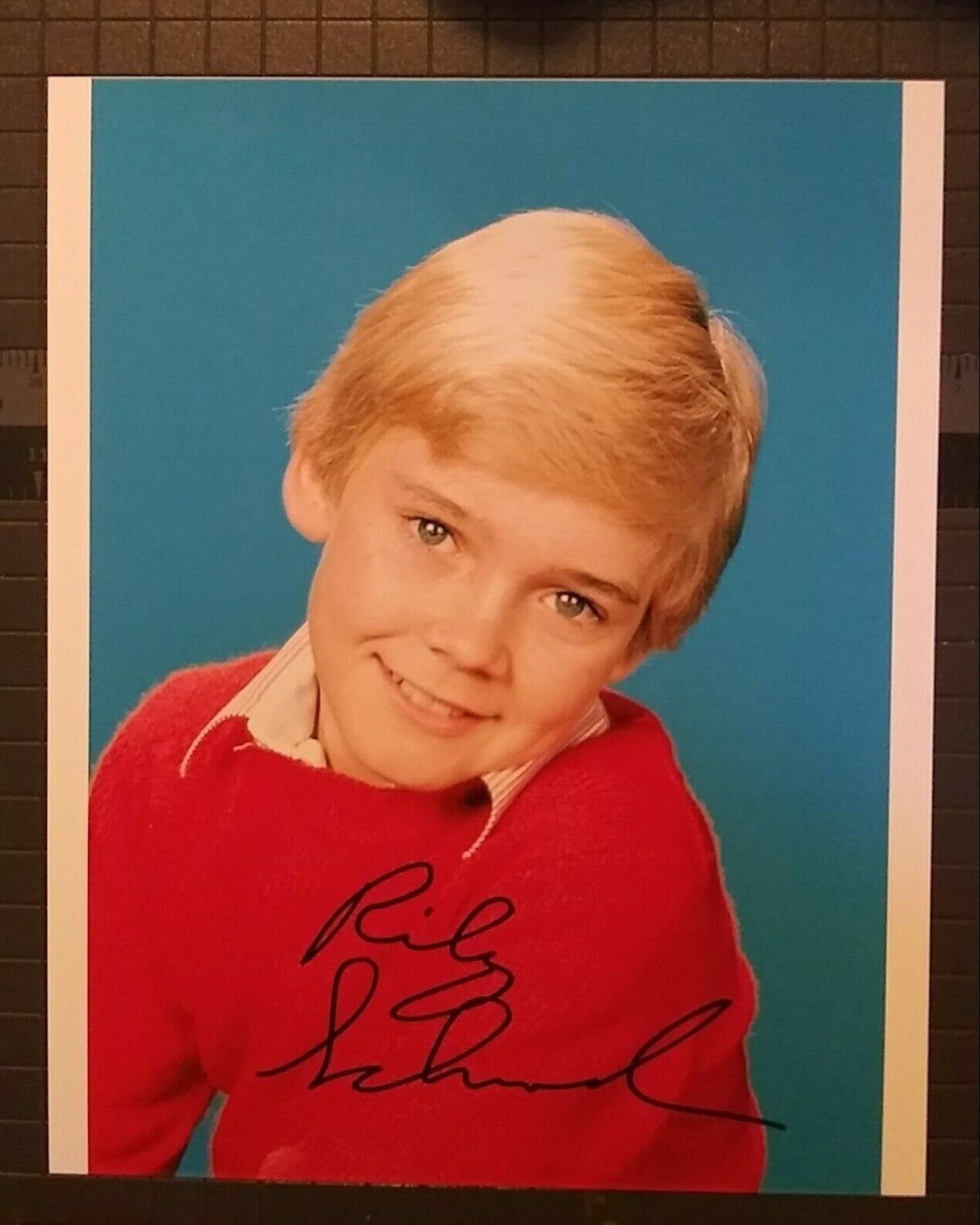 Ricky Schroder signed 8x10