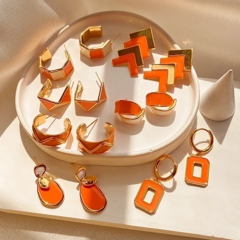 1 Pair Retro Sweet Triangle Devil’s Eye Heart Shape Enamel Plating Inlay Copper Zircon 18k Gold Plated Ear Studs