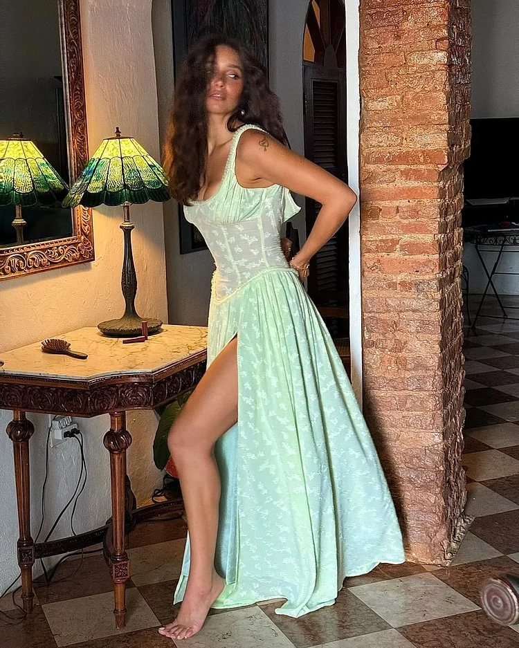 V-neck Strap Lace Dress