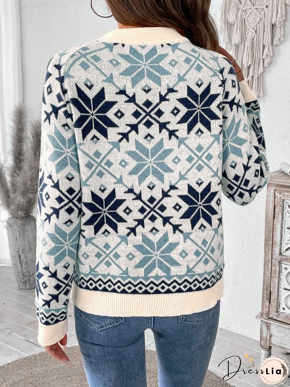 Perfee Graphic Round Neck Long Sleeve Sweater