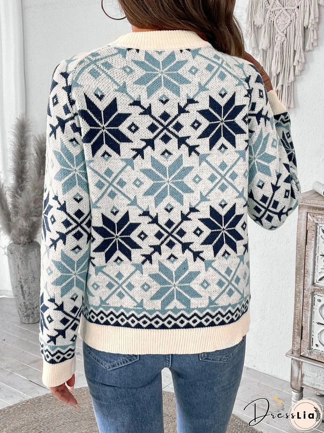 Perfee Graphic Round Neck Long Sleeve Sweater