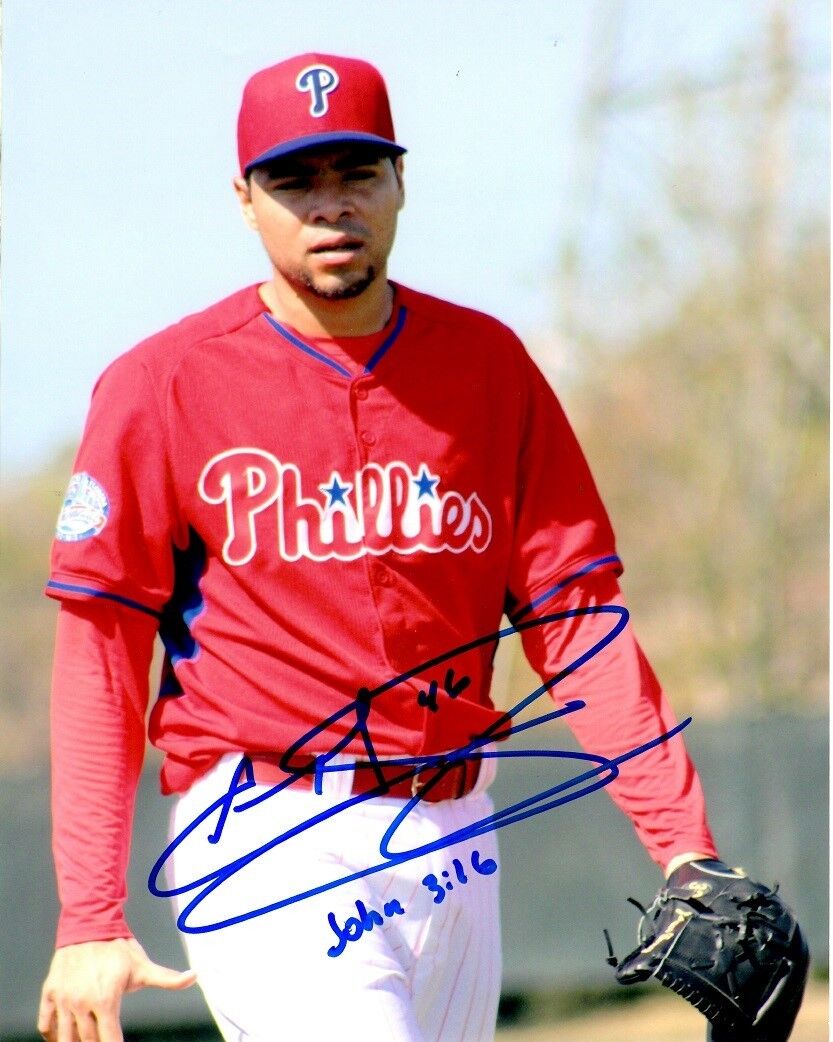 Signed 8x10 JEANMAR GOMEZ Philadelphia Phillies Autographed Photo Poster painting - COA