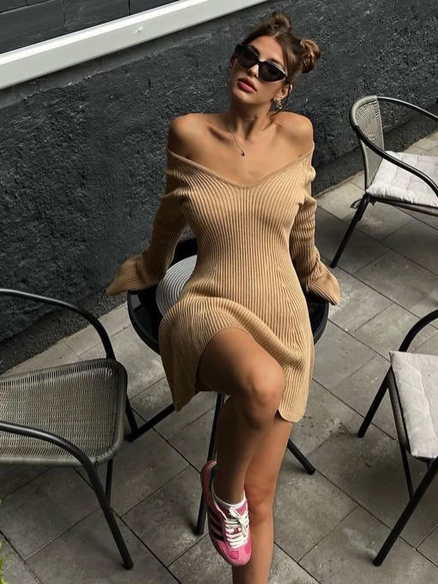 Uveng Uveng Long-Sleeved Sexy Dress Skirt A-Dress Shoulder High-Rise Autumn And Winter New Knitwear Skirt