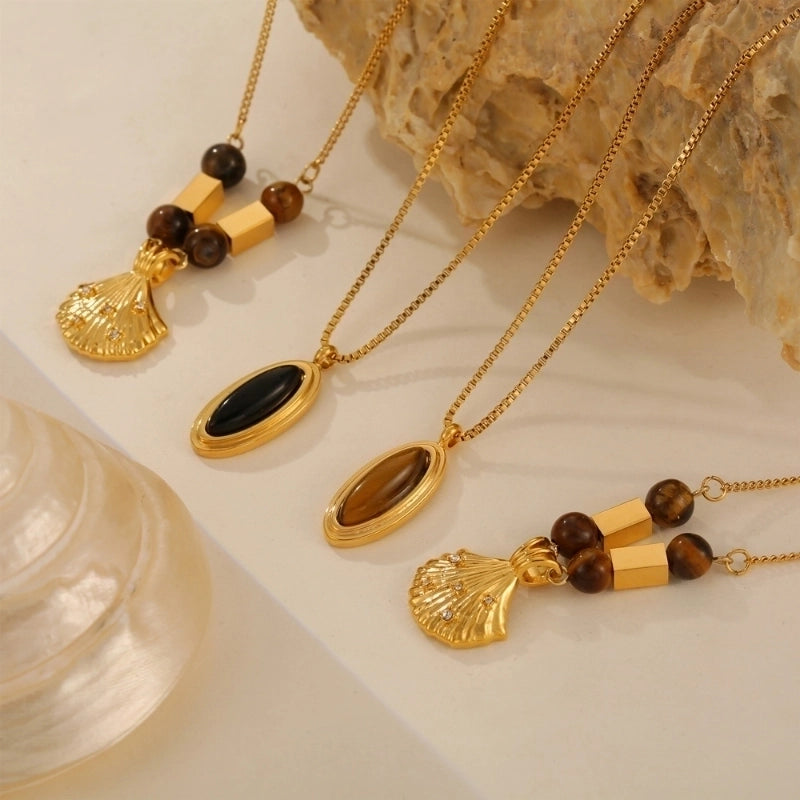 304 Stainless Steel Rhinestone Tiger Eye 18K Gold Plated Retro French Style Artistic Beaded Plating Scallop Oval Shell Rhinestones Pendant Necklace