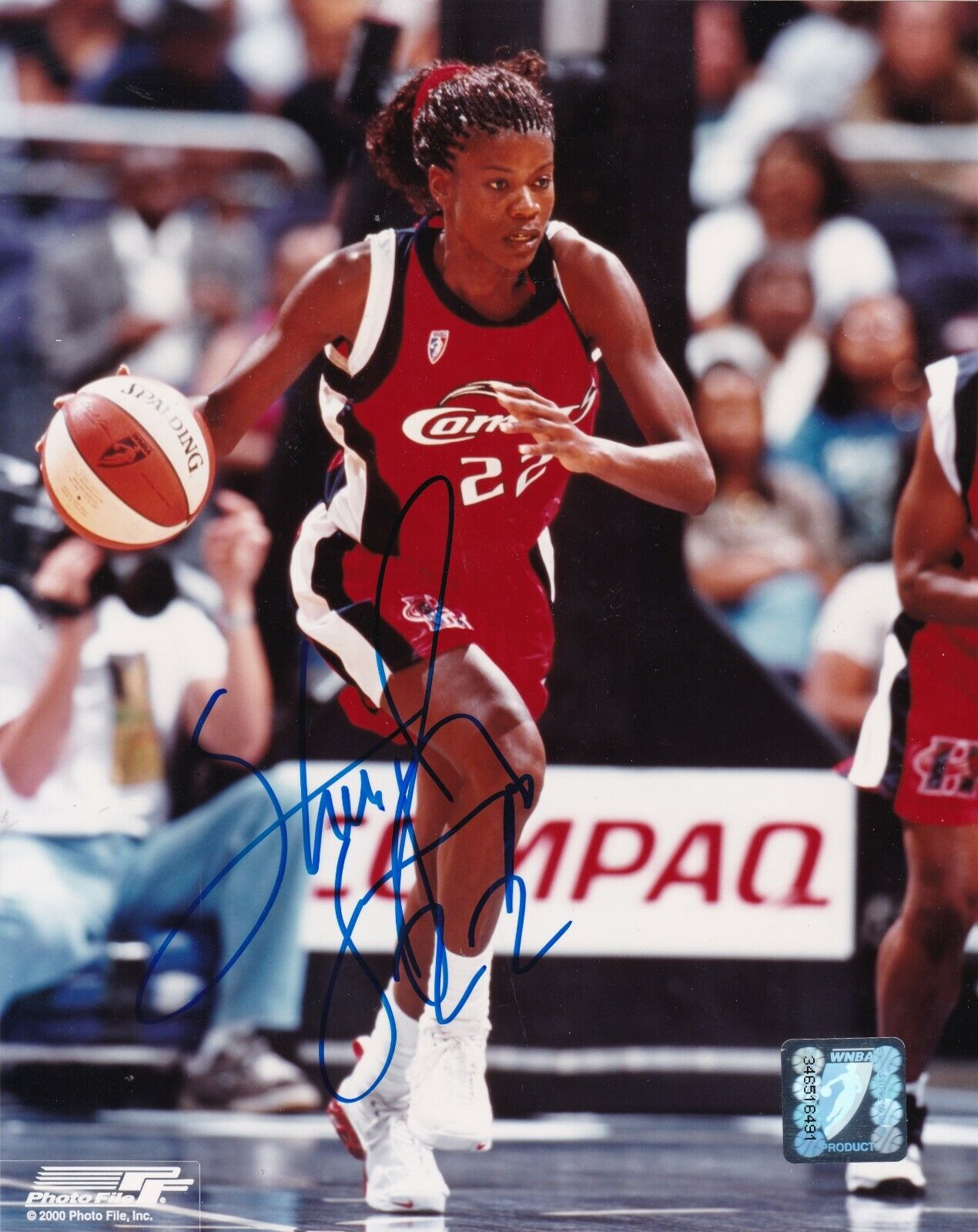 SHERYL SWOOPES HOUSTON COMETS ACTION SIGNED 8x10