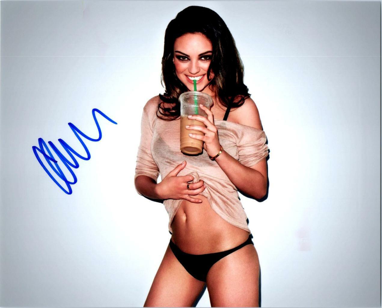 Mila Kunis signed 8x10 Picture autographed Photo Poster painting Nice Photo Poster painting with COA