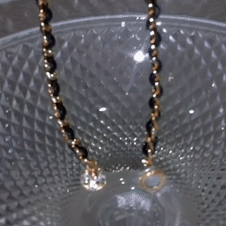 Jolieaprile Stylish Magnetic Necklace