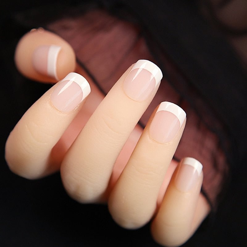24Pcs Natural Short French Acrylic Nail Tips Full Cover Acrylic Classical French Artificial Nails for faux ongles Nail Art Salon