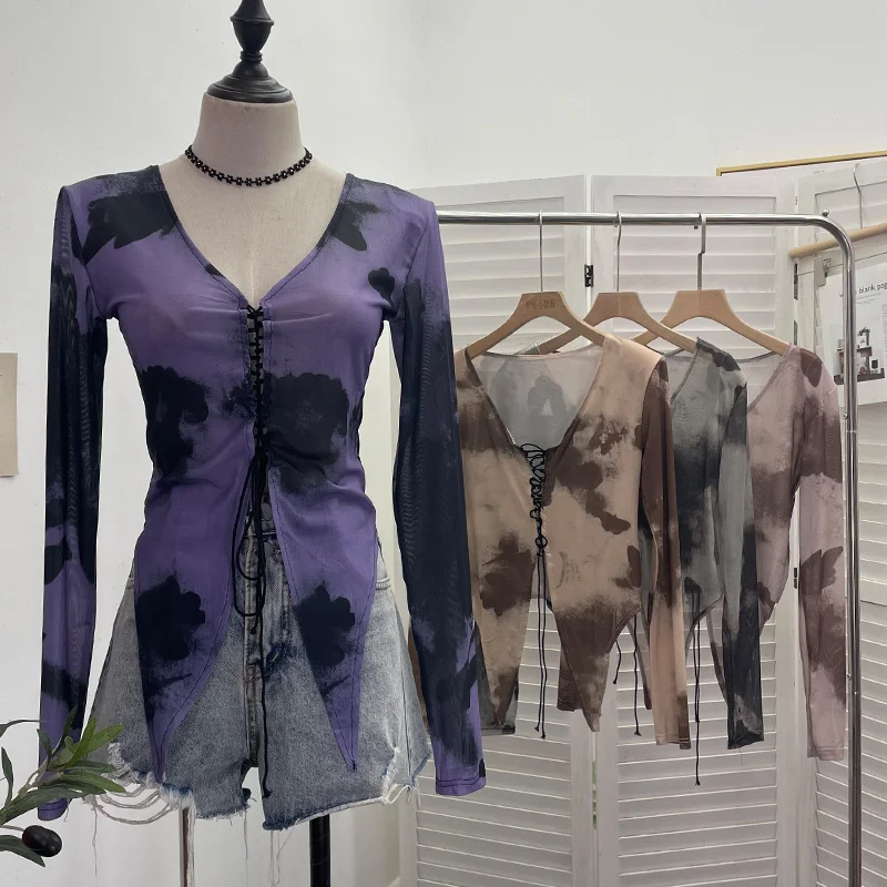 Uveng Real Shooting Hottie Slear Dye Printing V Tie With Hollow Irregular Shoulder Long-Sleeved T-Shirt 2622