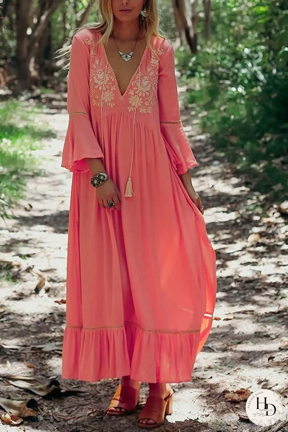 Embroidery Flares Sleeve Maxi Dress