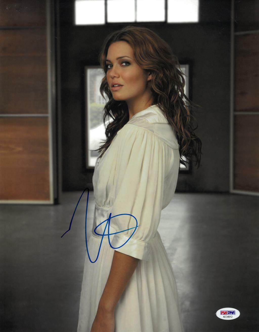 Mandy Moore Signed Authentic Autographed 11x14 Photo Poster painting PSA/DNA #AE34912