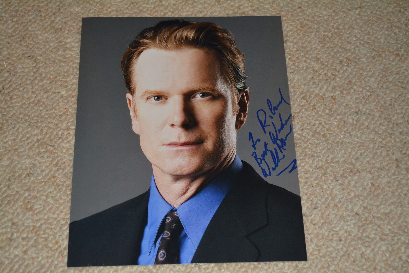 WILLIAM R MOSES signed autograph In Person 8x10 (20x25 cm) HOMELAND Scott Arden