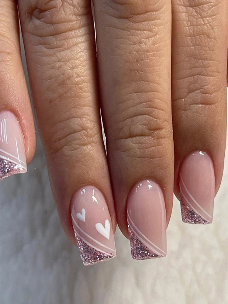 Wearable nail stickers, cross-border foreign trade flash, French style wearing nails, cute and caring lines, nail patches, fake LANFUBEISI