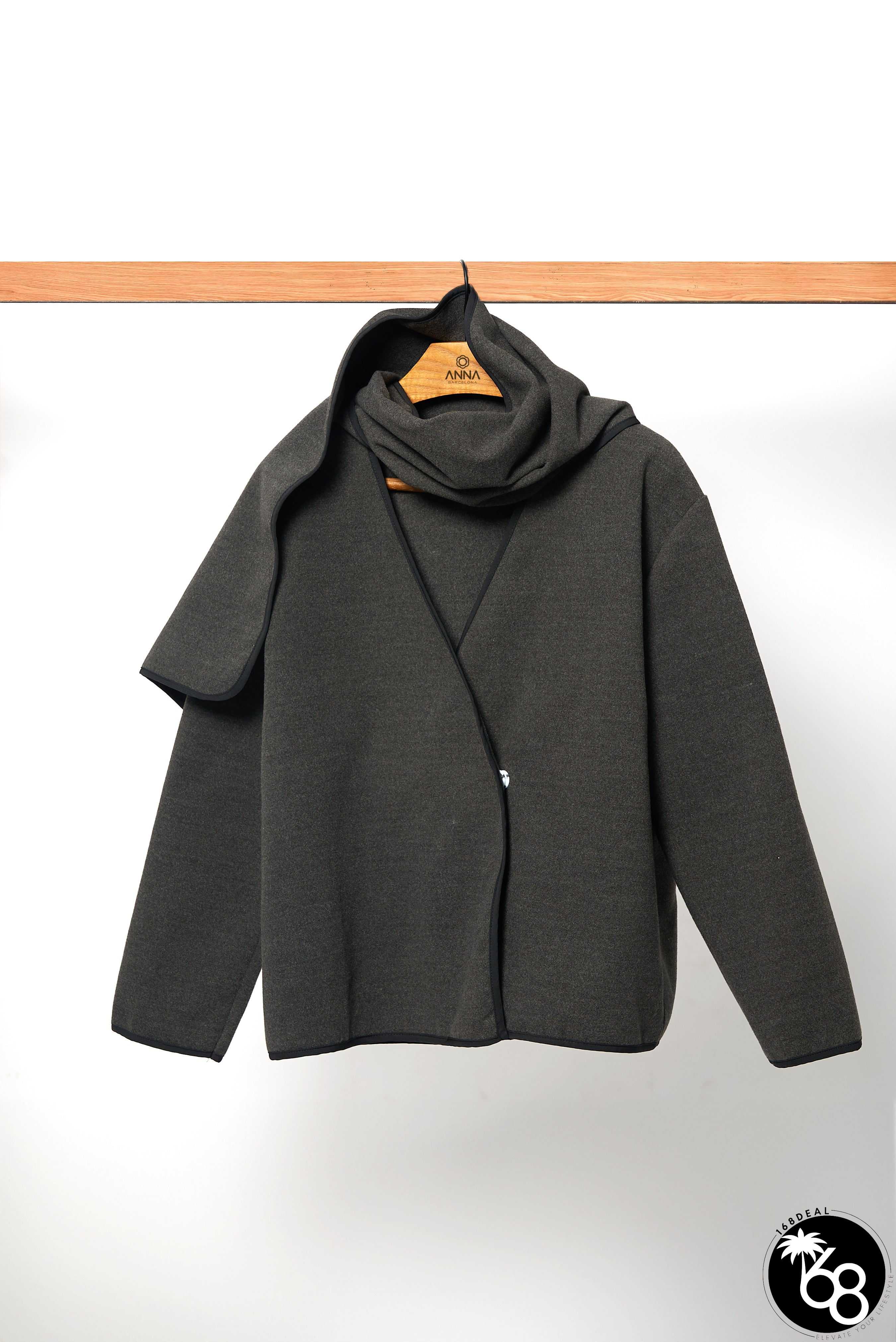 Fashionable and Minimalist general garment | 168DEAL