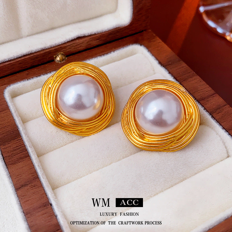 Medieval Pearl Geometric Alloy Electroplating Earrings