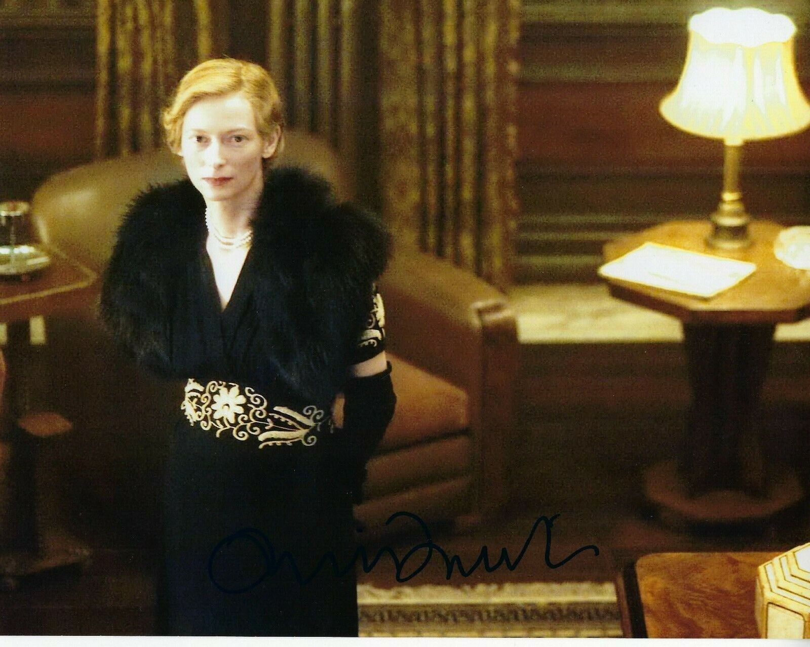 GFA The Curious Case of Benjamin Button * TILDA SWINTON * Signed 8x10 Photo Poster painting COA