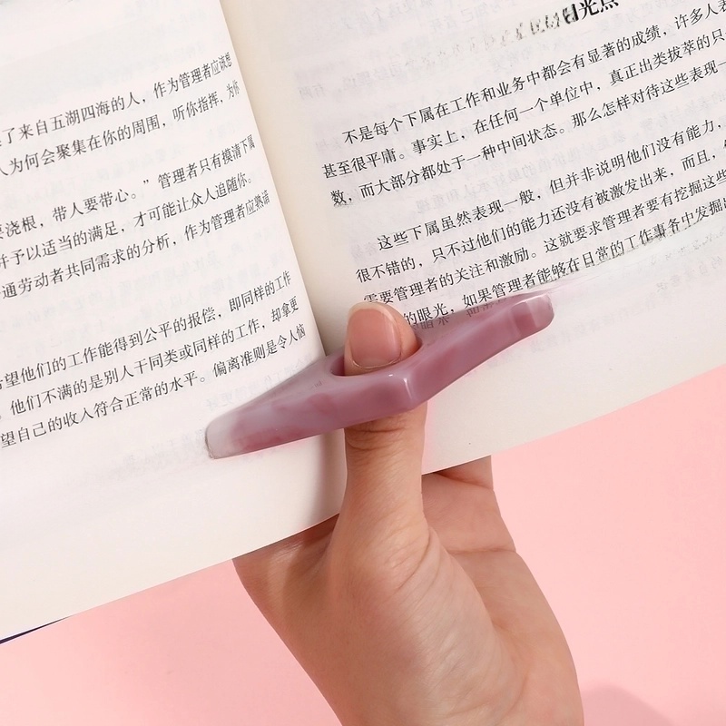 Fashion Creative Thumb Book Support Reading Aid Resin Bookmark