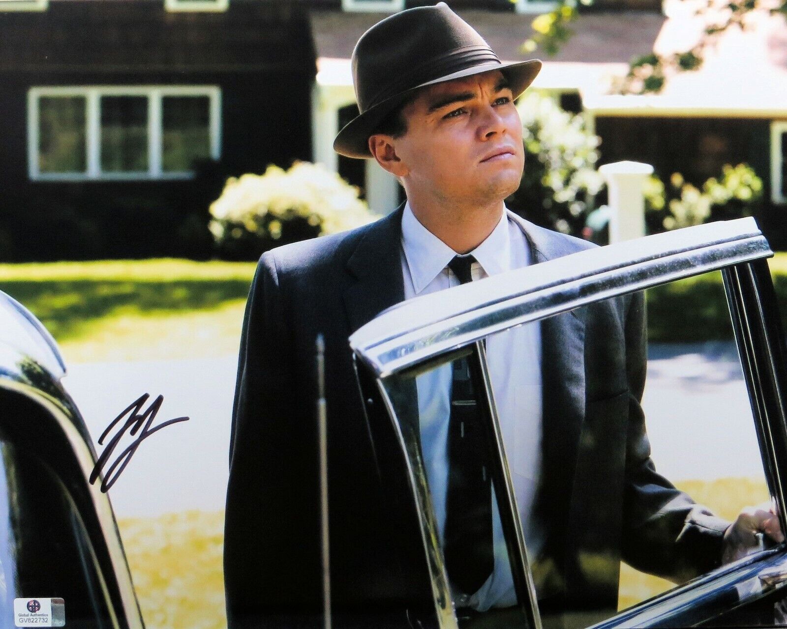 Leonardo DiCaprio Signed Autographed 11X14 Photo Poster painting Shutter Island w/Hat GV822732