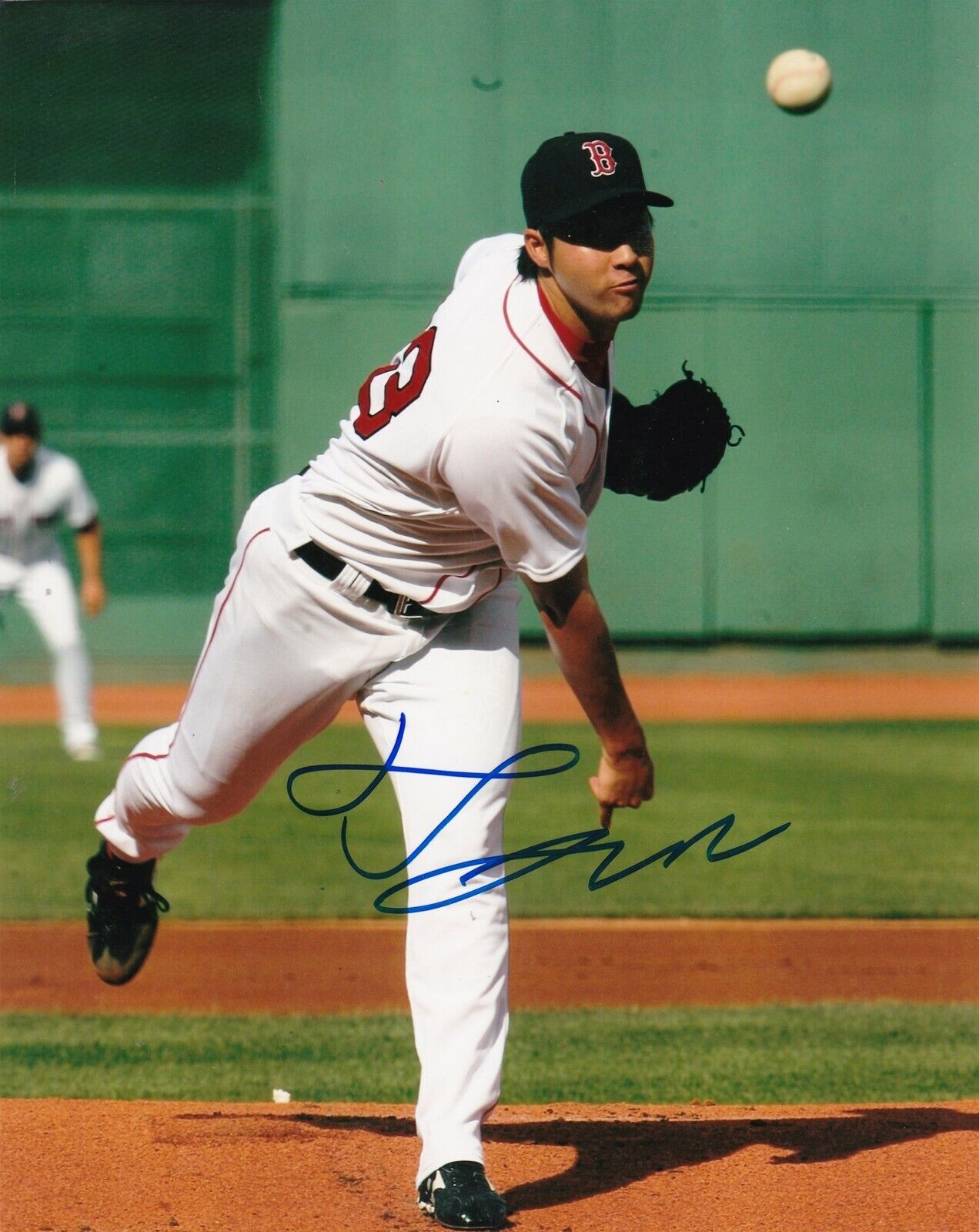 JUNICHI TAZAWA BOSTON RED SOX ACTION SIGNED 8x10