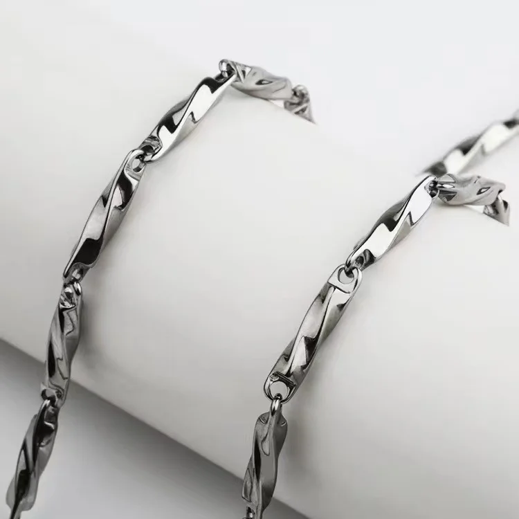 Unisex Lake Titanium Steel Trendy Versatile Collarbone Chain