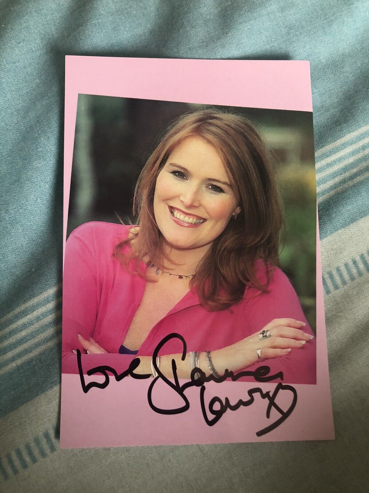 SHAUNA LOWRY (TV PRESENTER) VINTAGE SIGNED Photo Poster painting