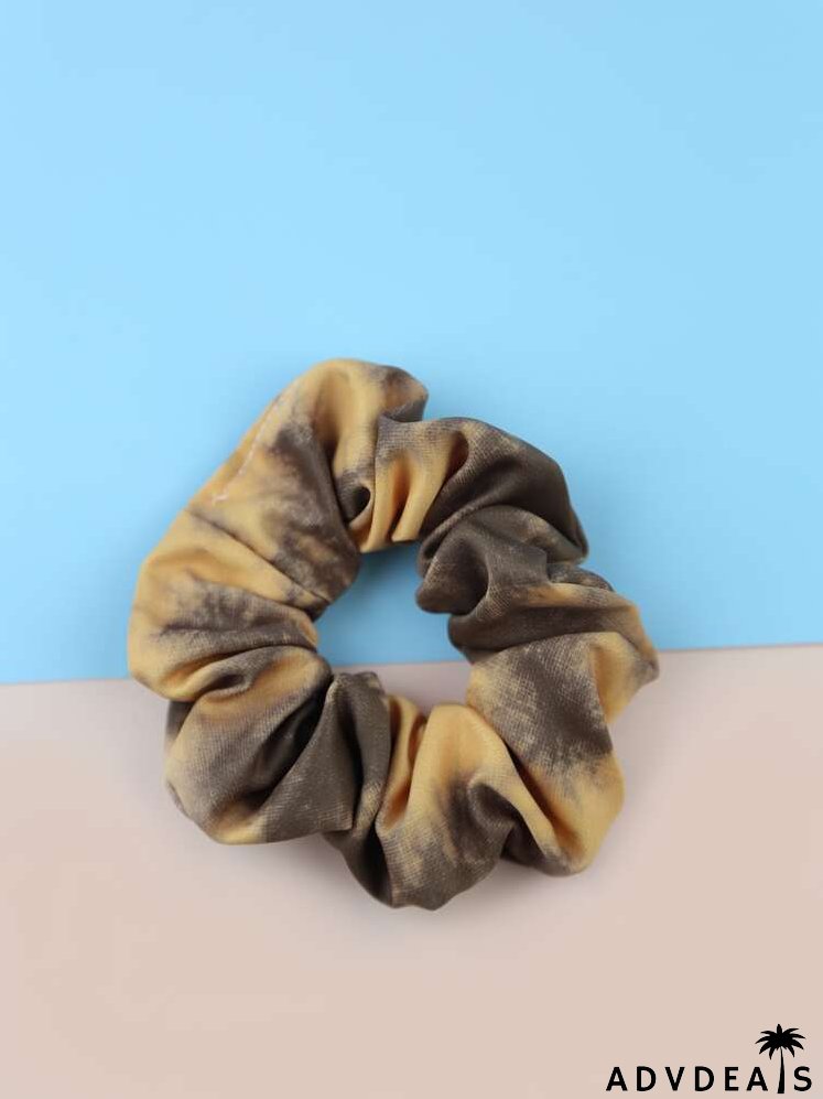 Graphic Print Pleated Scrunchie