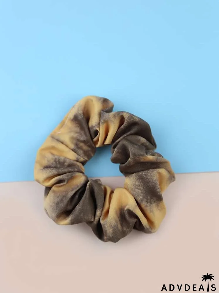 Graphic Print Pleated Scrunchie