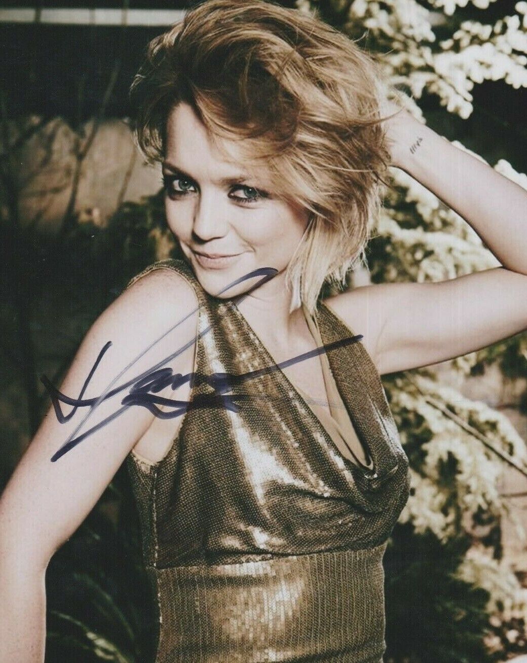 Hannah Spearritt (S Club 7) **HAND SIGNED** 10x8 Photo Poster painting ~ AUTOGRAPHED