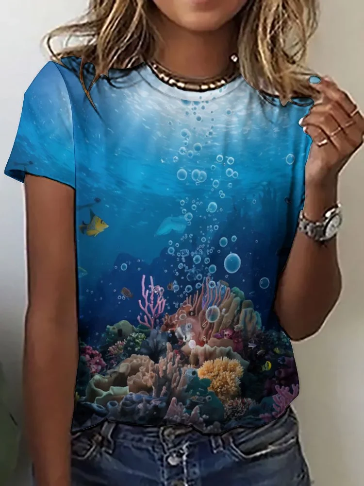 Printed Short Sleeve Casual T-shirt for  Women and Men Unisex Pattern Ocean, Blue, Sea, Fish