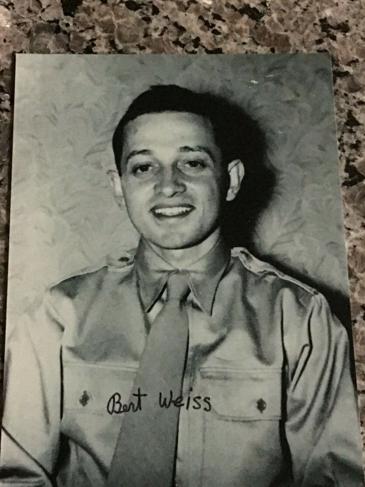 BERT WEISS 40TH INFANTRY DIVISION KOREAN WAR VETERAN,RARE SIGNED Photo Poster painting