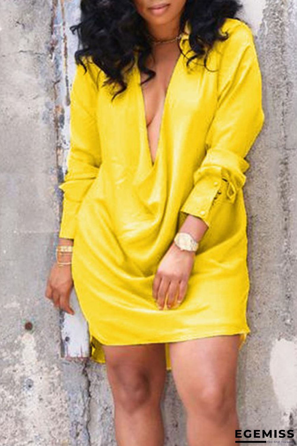 Yellow Sexy Solid Patchwork V Neck Straight Dresses | EGEMISS