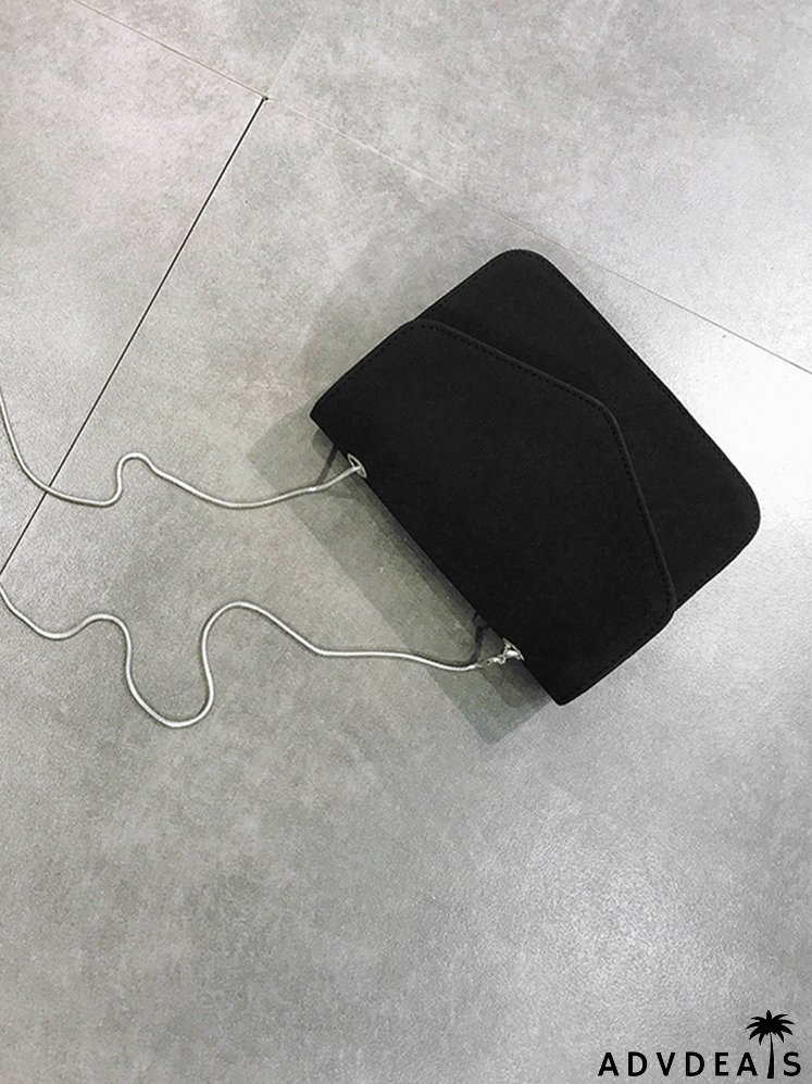 Flap Chain Crossbody Bag