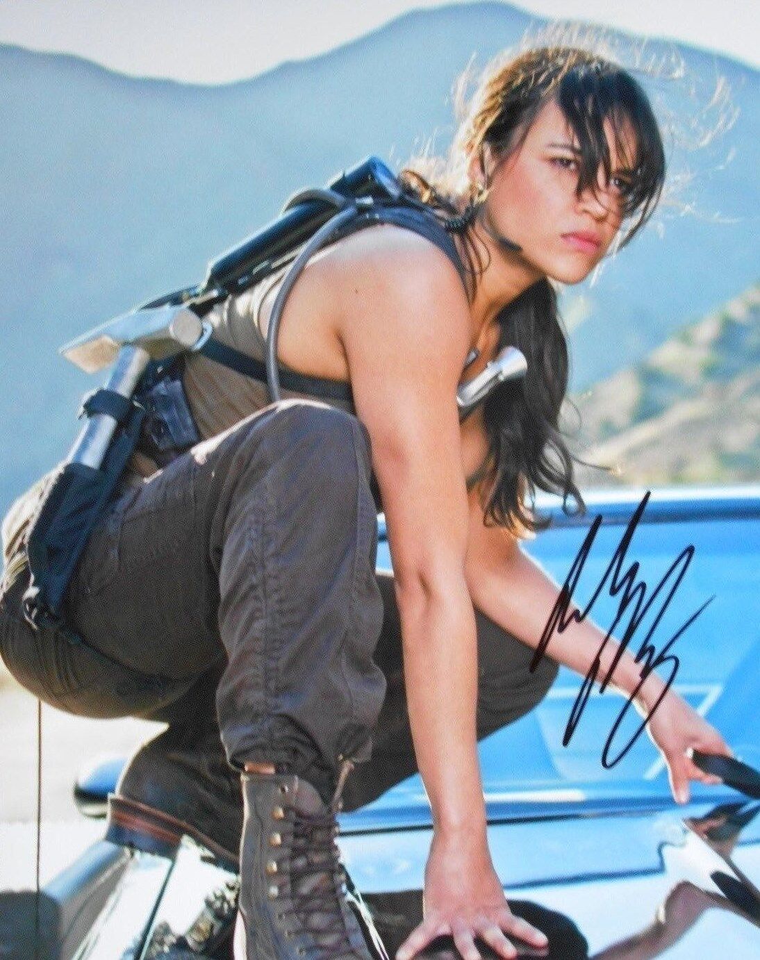 MICHELLE RODRIGUEZ FAST & FURIOUS CAR SURFER 8 X 10 AUTHENTIC HAND SIGNED