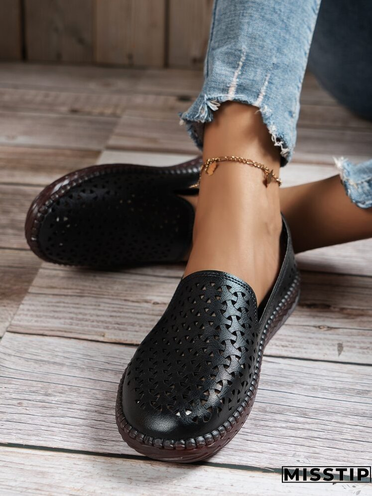 Women Comfortable Hollow Out Flats, Fashionable Black Loafer Flats