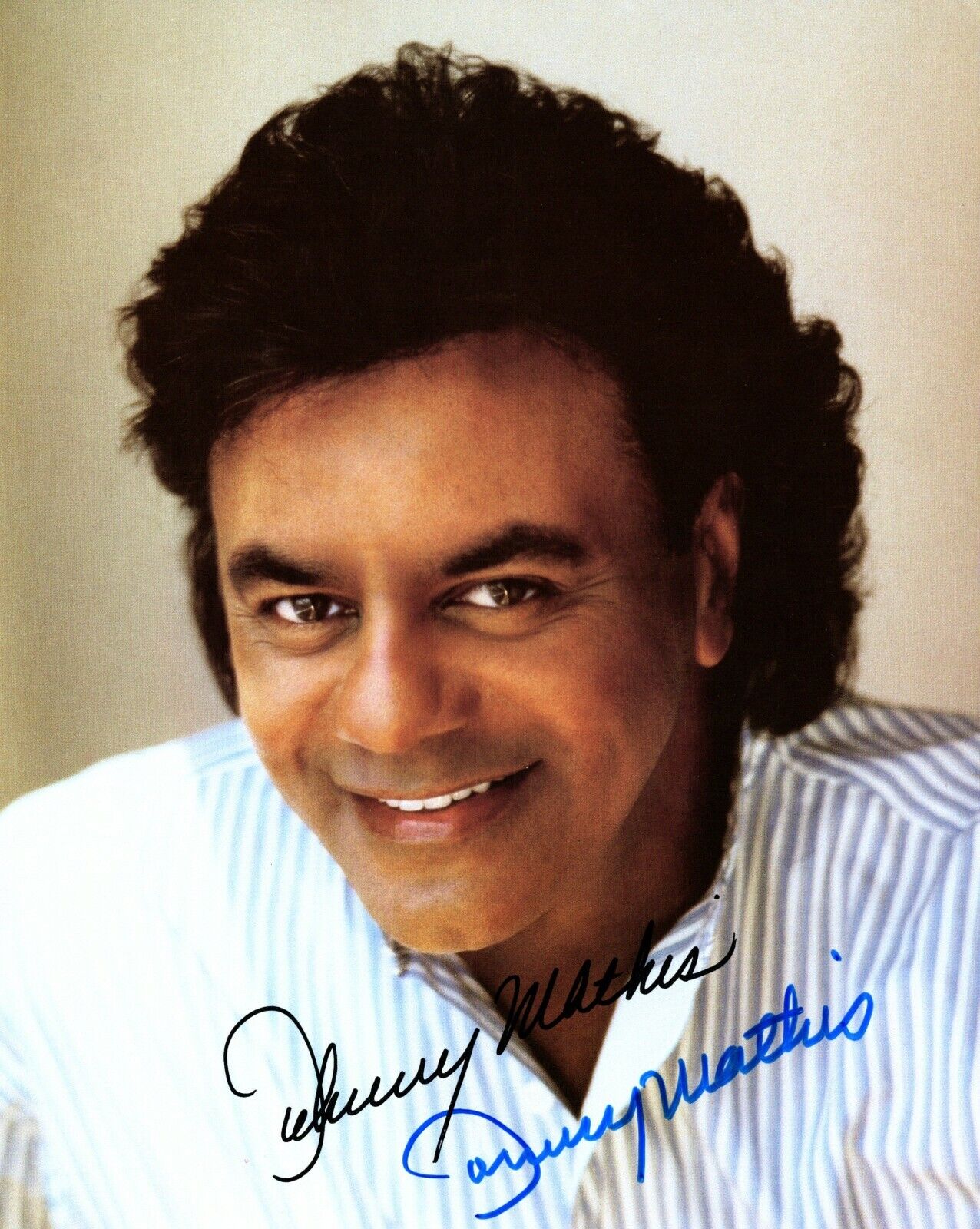 Johnny Mathis Signed - Autographed Singer 8x10 inch Photo Poster painting with Certificate