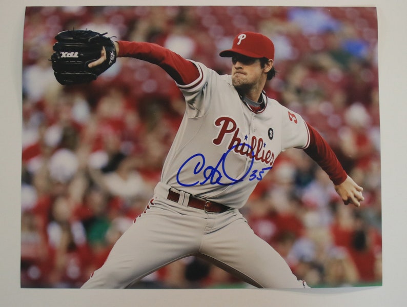 Cole Hamels Signed Autographed Glossy 11x14 Photo Poster painting Philadelphia Phillies - COA Matching Holograms