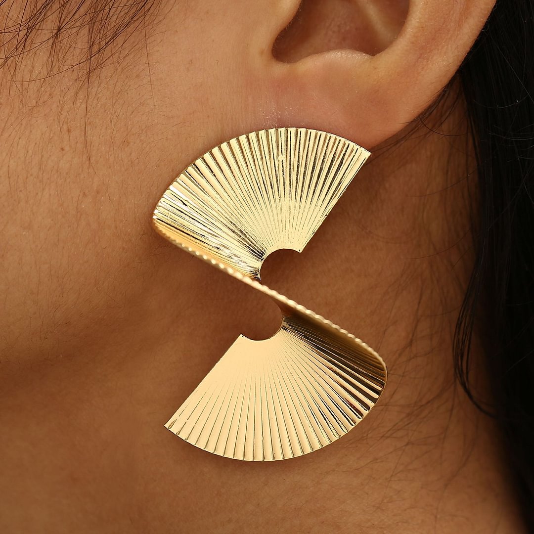Personality Irregular Spiral Fan Leaf Earrings